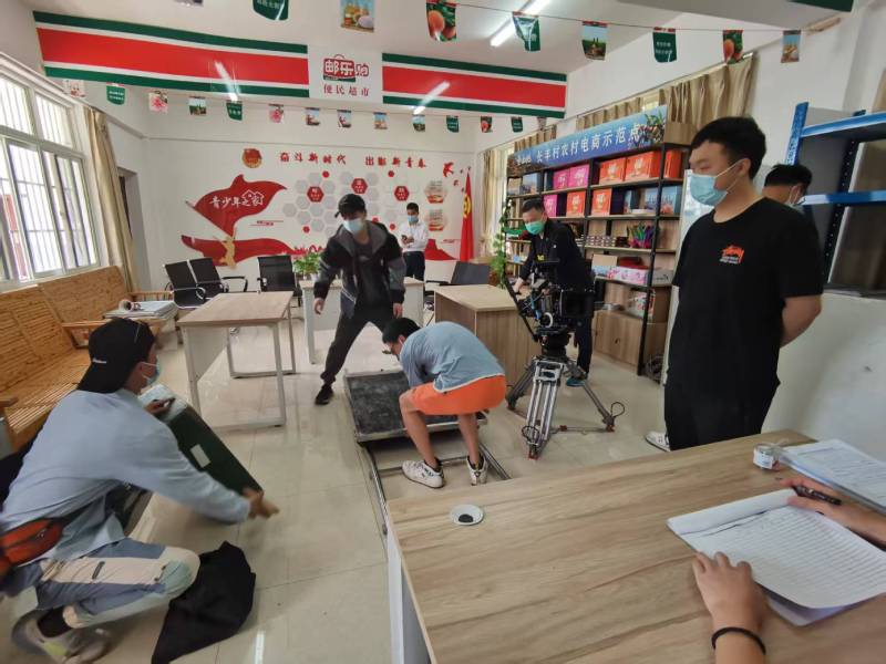 一支视频激活品牌生命力｜沧县产品视频拍摄公司的创意魔法秀